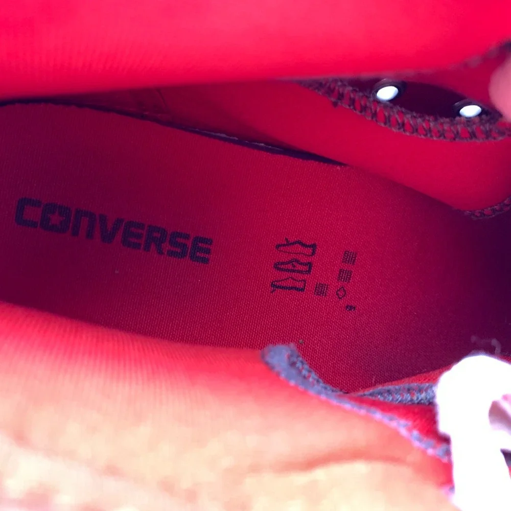 Converse All Star Syde‎ Street Mid Sneaker Jr Sz 4 Red Gray Black Chuck Taylor